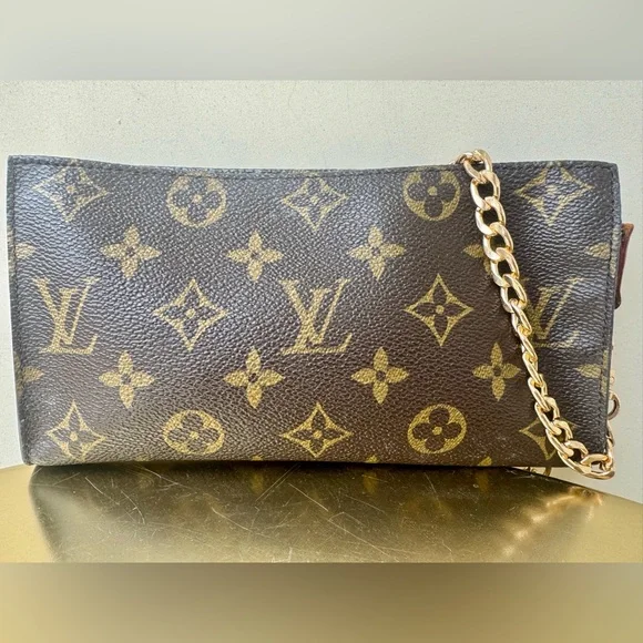 LOUIS VUITTON POUCHETTE - Picture 3 of 7